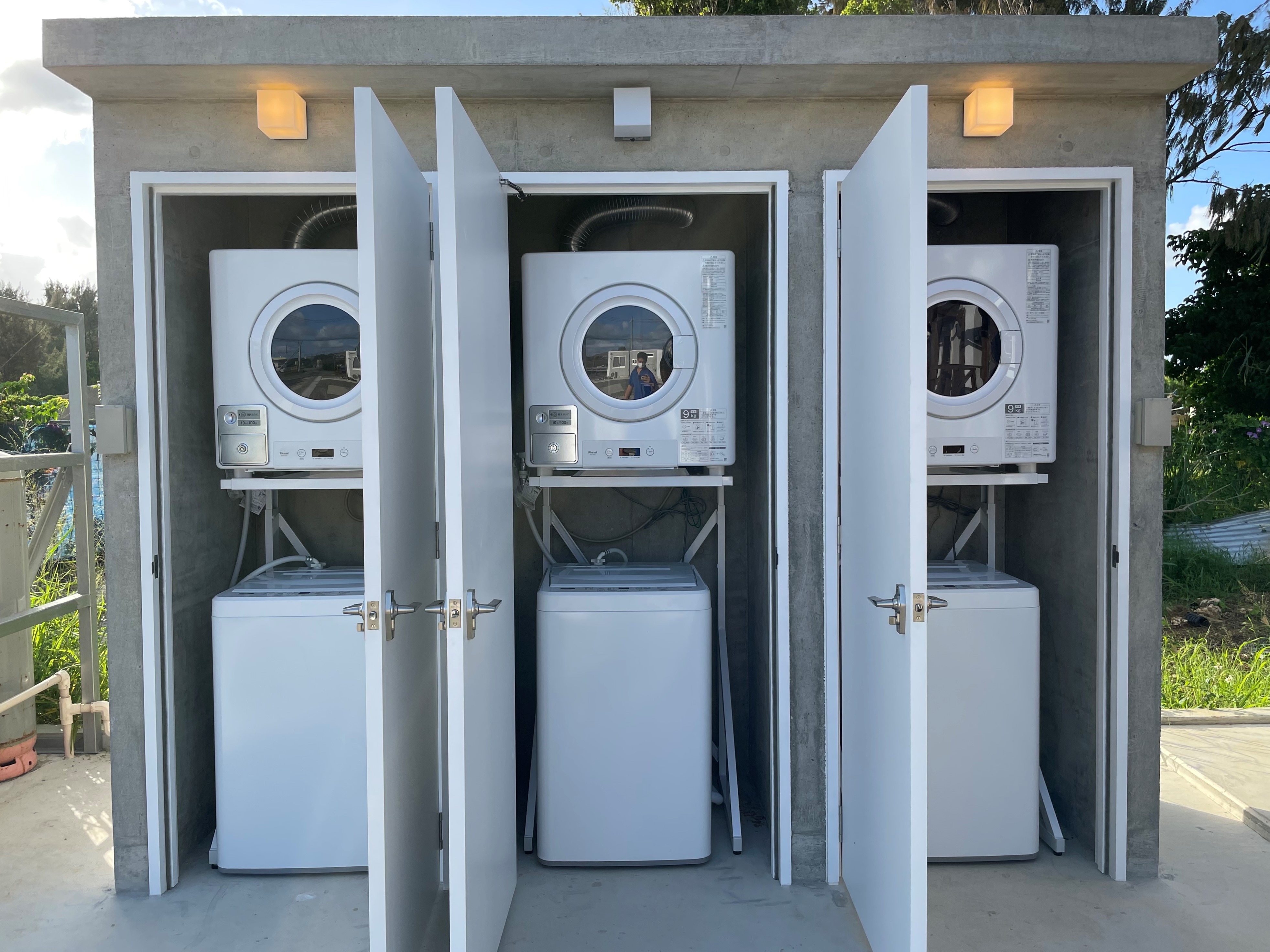 Separate building: Laundry