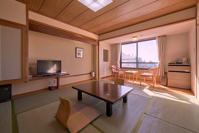 An example of a Japanese-style room in the East Building