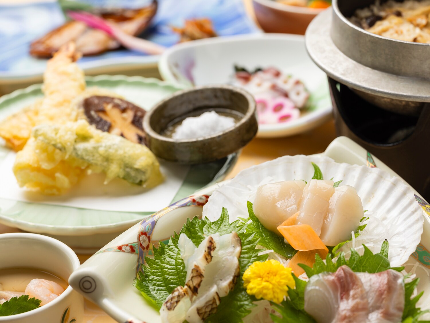 อาหารสำหรับนักท่องเที่ยว