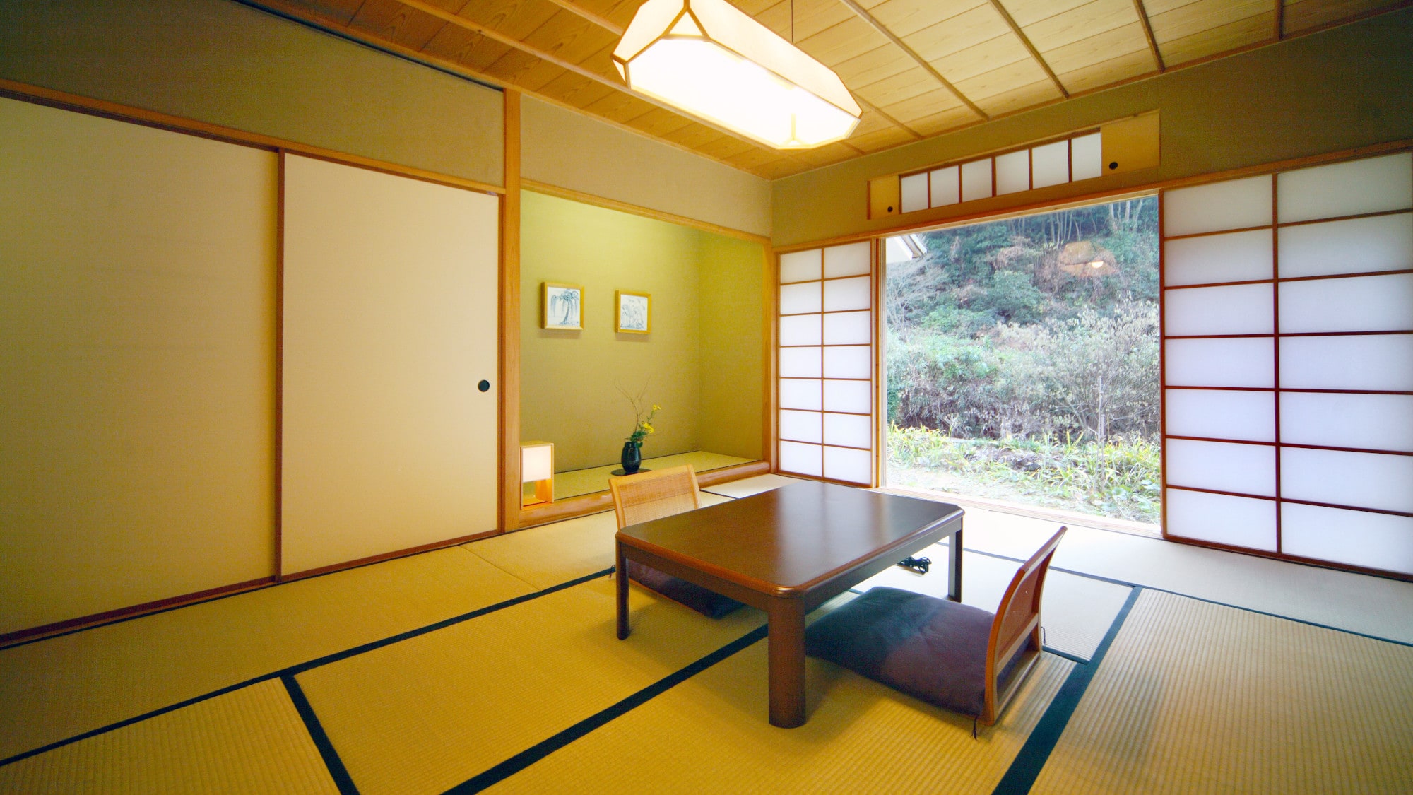 [Separate Japanese-Western style room] Image 01