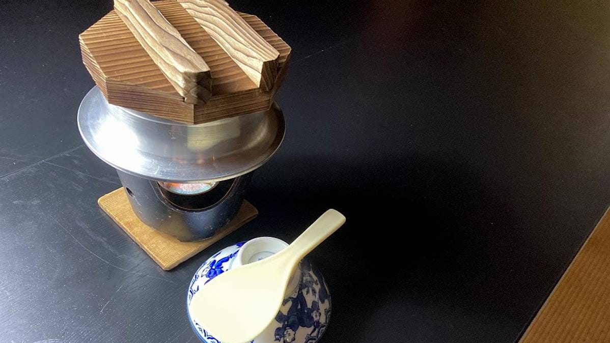*[特色菜] 晚餐示例：{釜饭} 享用使用时令食材制作的釜饭！