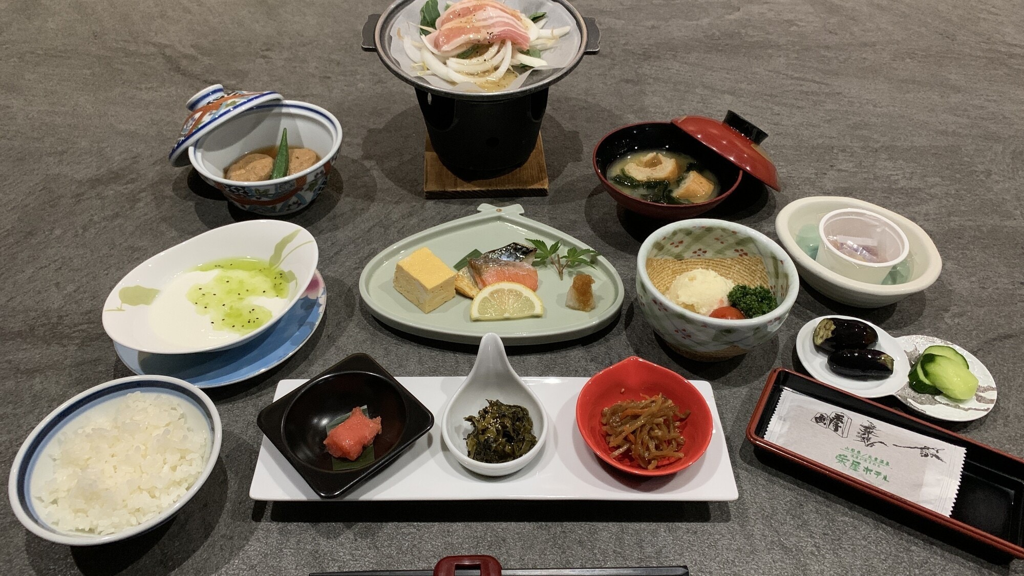 [Breakfast] A Japanese breakfast featuring the bounty of Yamagata