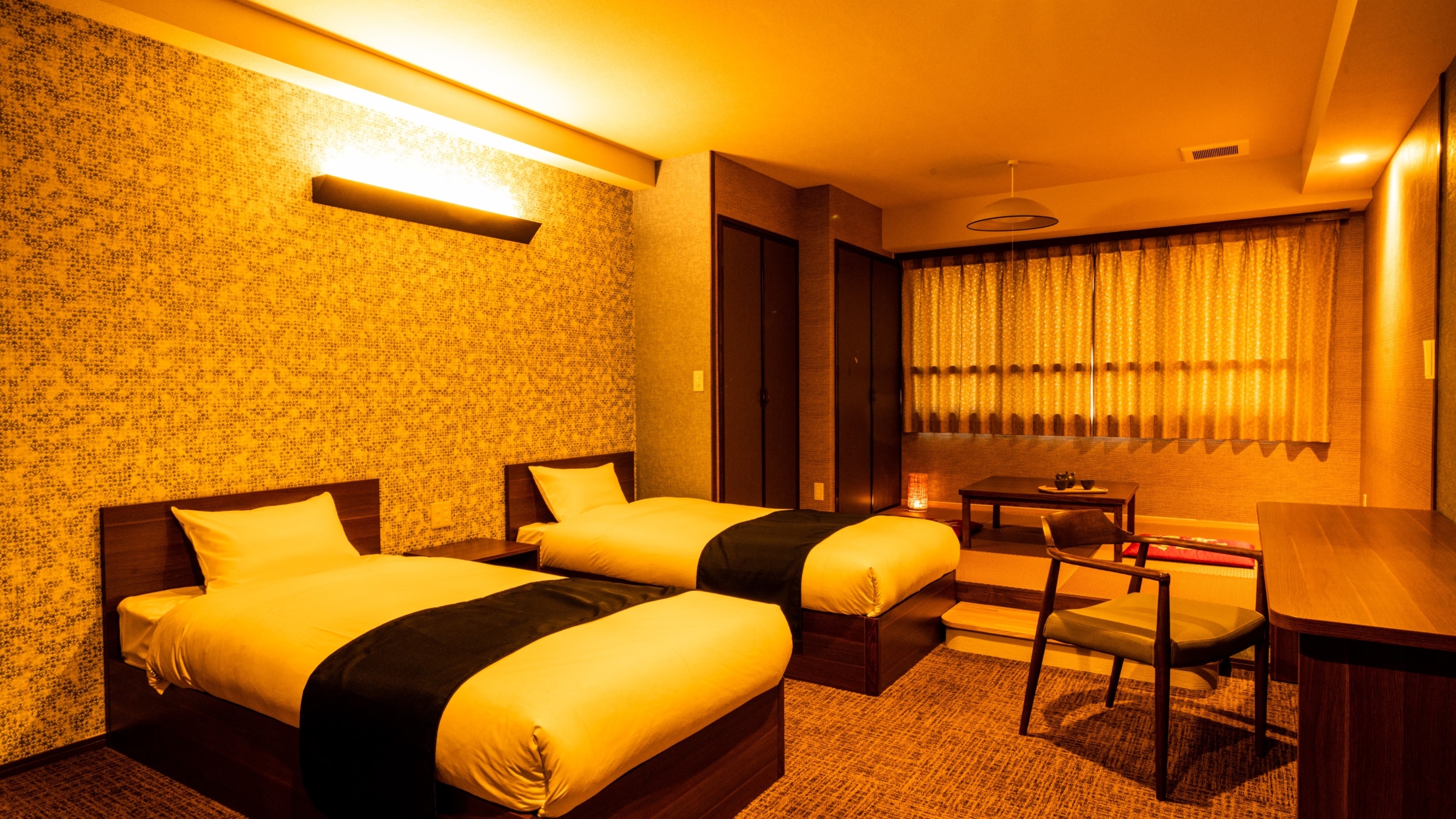 Kamar twin standar Jepang-Barat *Contoh kamar tamu