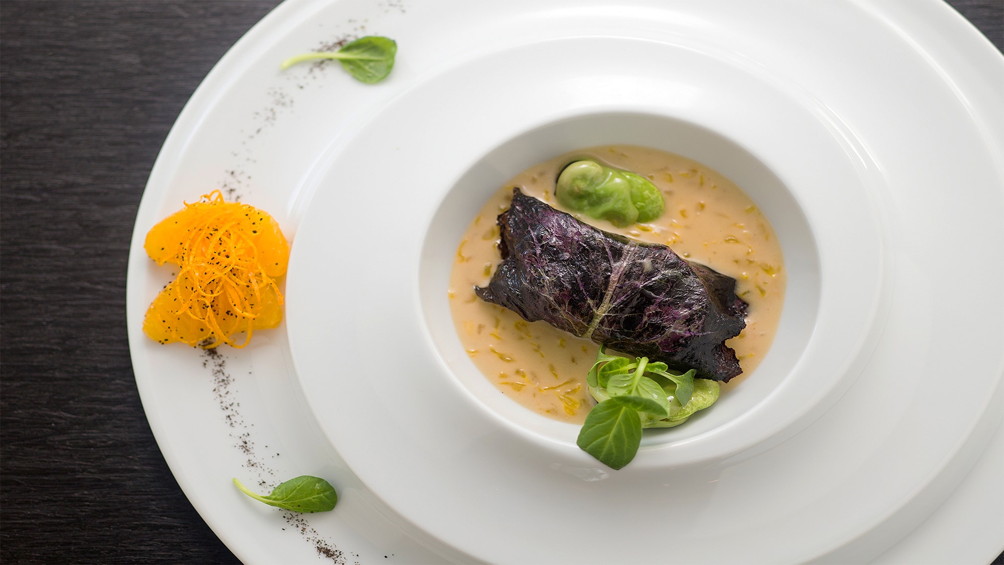 [Wakayama-grown natural Kue sauteed in Kinokawa sweet orange sauce] Enjoy the white fish with the rich sauce.