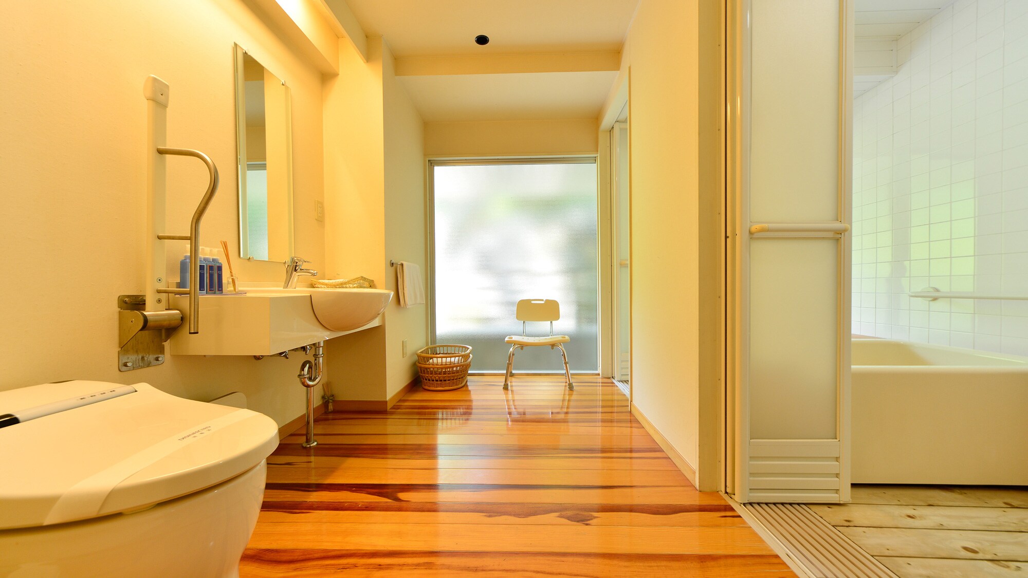 Special room with indoor hot spring bath