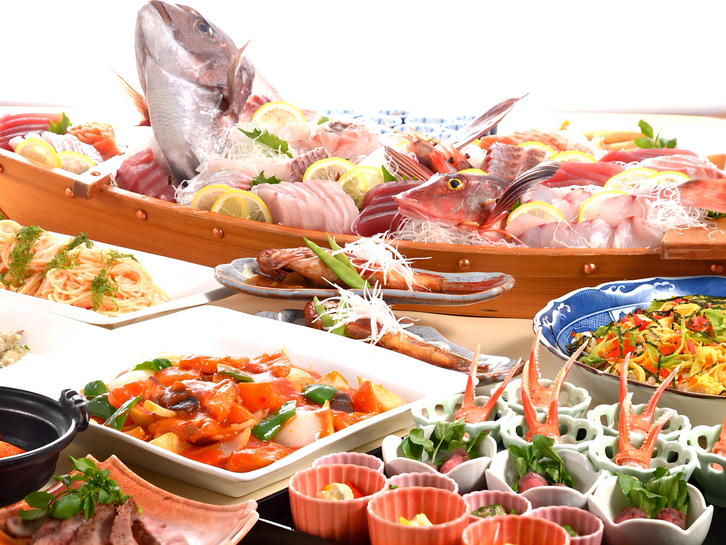 種類繁多的自助餐菜餚