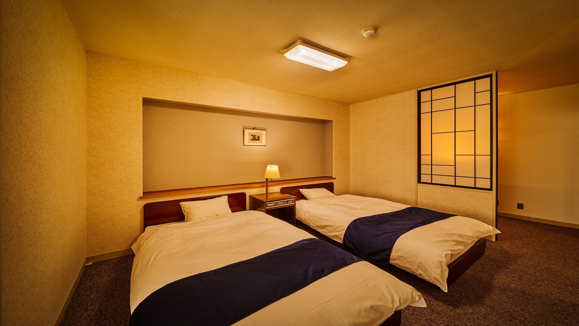 Superior Japanese-Western Room