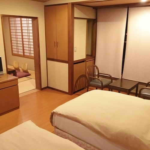 日式现代标准双床+日式房间8榻榻米