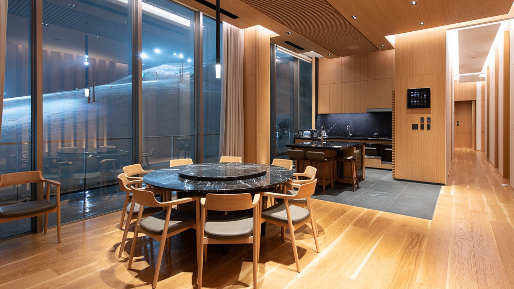 [Penthouse] Ruang Makan & Dapur