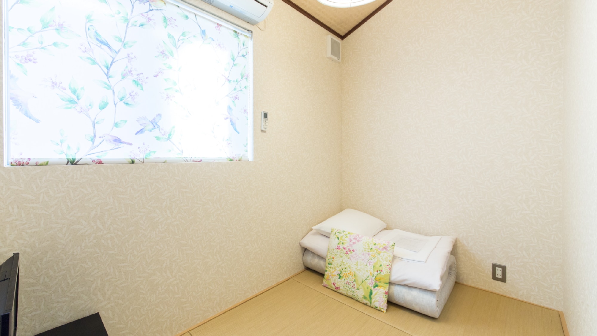 2nd floor Japanese-style room for 1 person