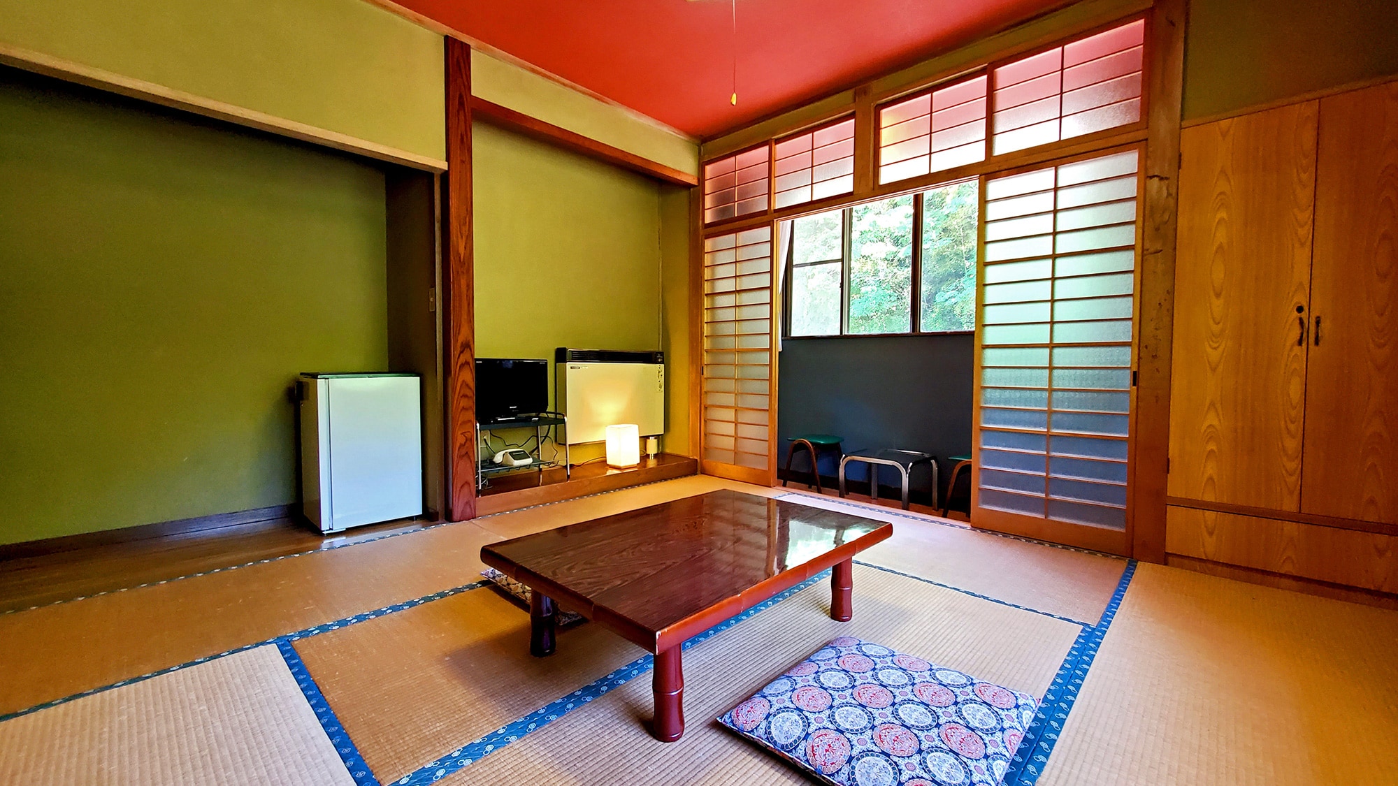 《6-8 tatami Japanese-style room》A warm and cozy Japanese-style room
