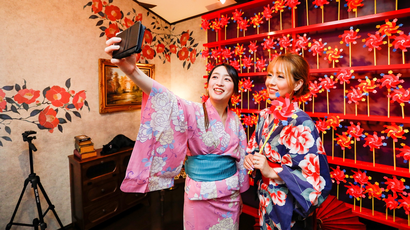 Please take some great photos at Sumire Photo Studio.