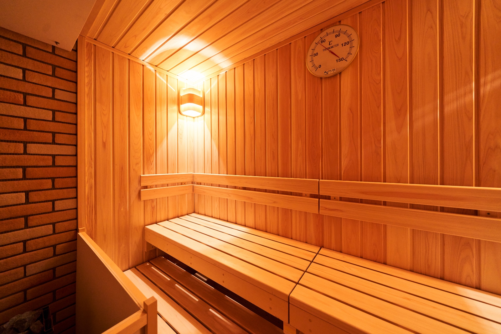 A cypress sauna that you'll never get tired of and will want to use again and again