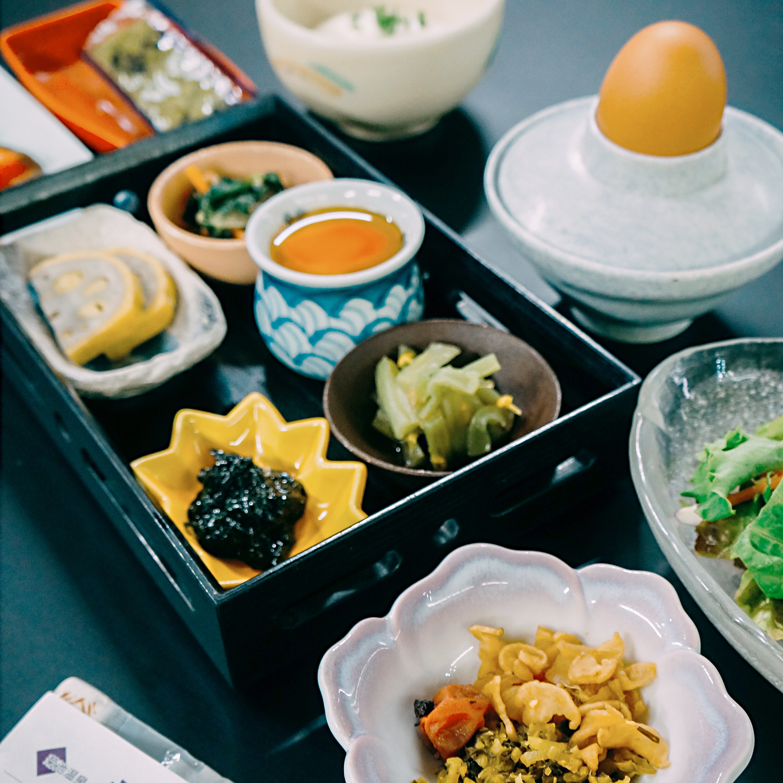 以早餐開始美好的早晨。飯店提供豐盛的早餐。