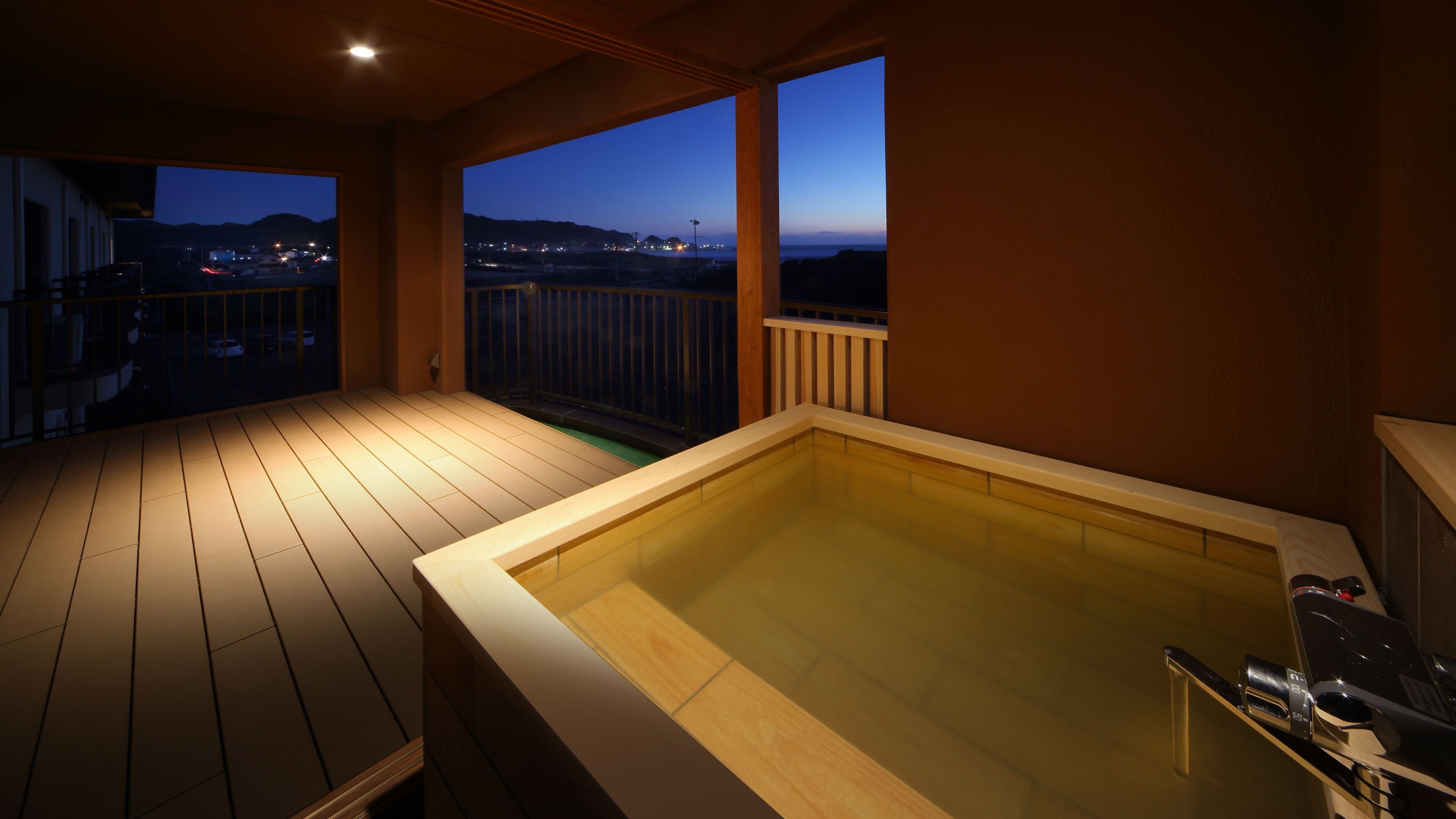 Premium Japanese modern room with open-air bath