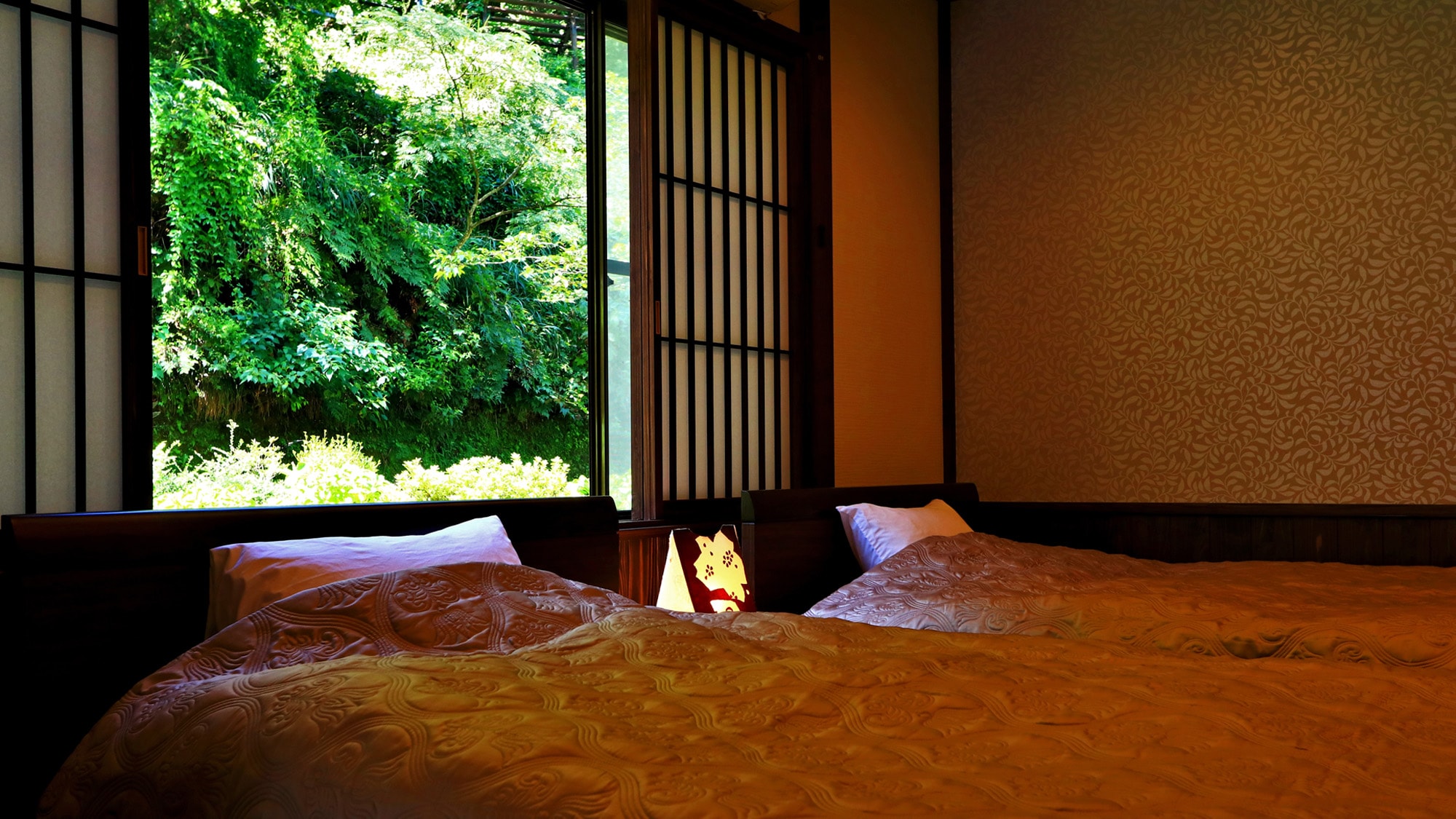 #《Guest Room》Premium Room 1st floor 16 tatami mat Japanese-Western style room ◆ Simmons bed installed! Blissful sleeping comfort...