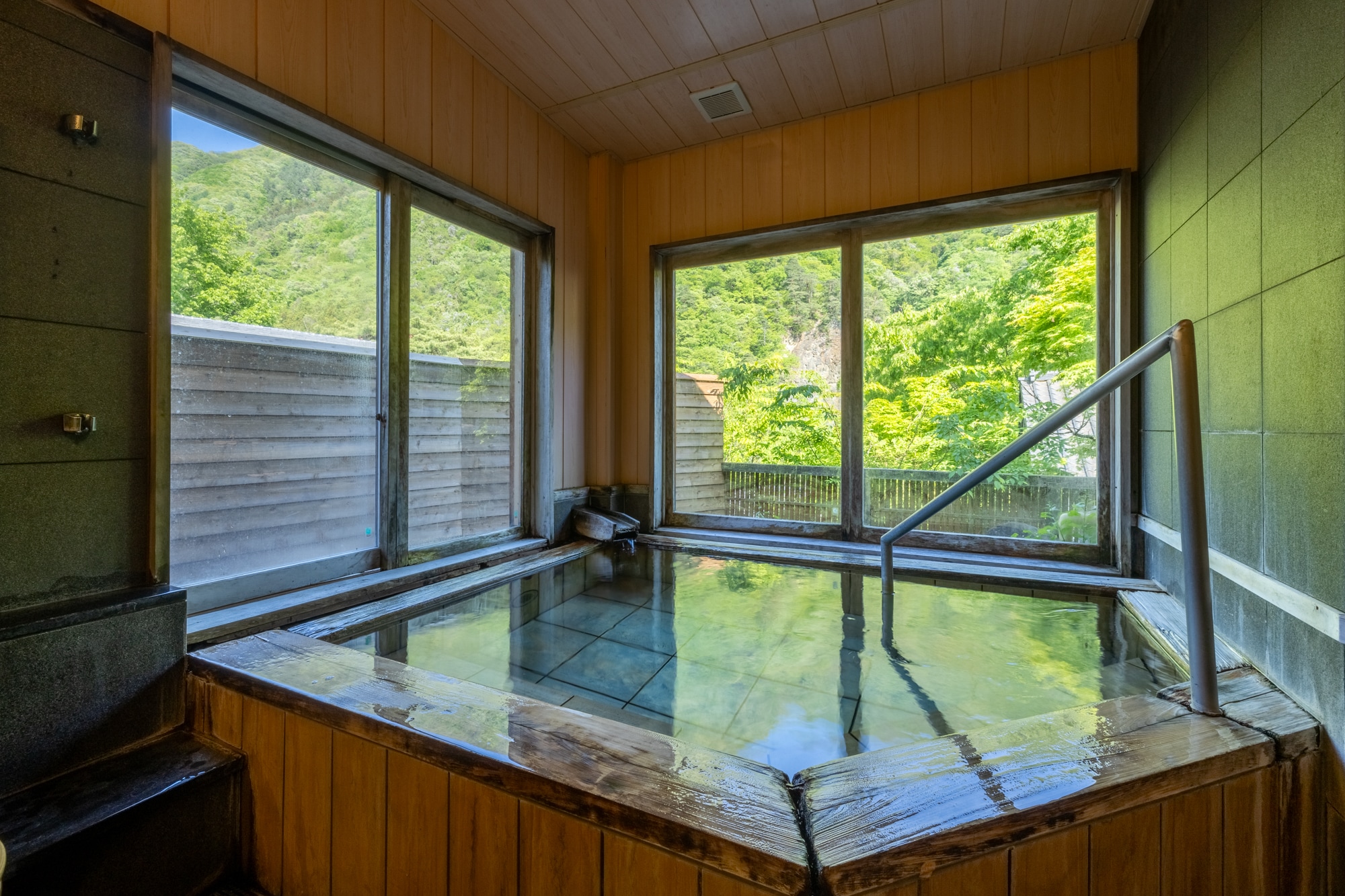■Private bath [Mizubasho]