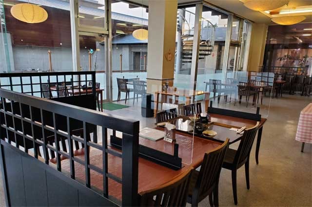 restaurant