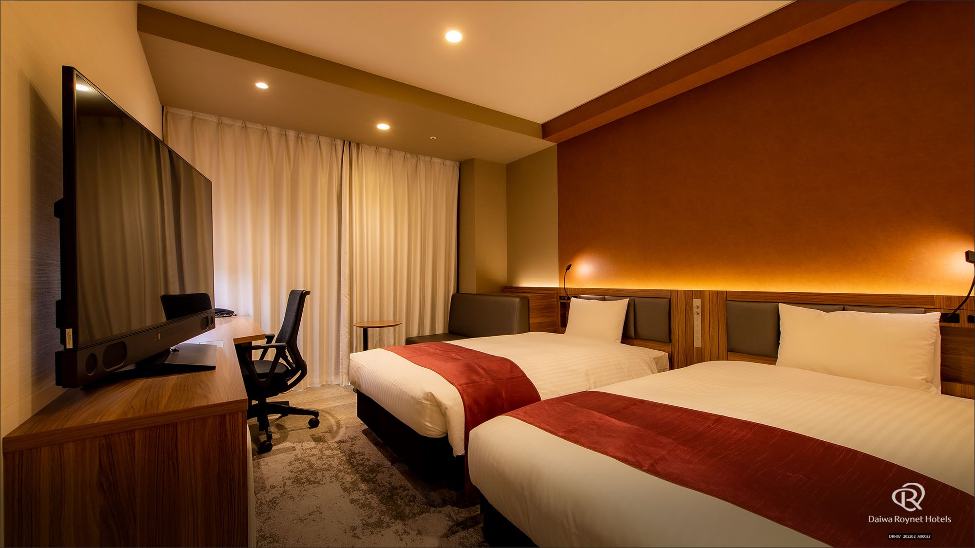 Moderate twin room