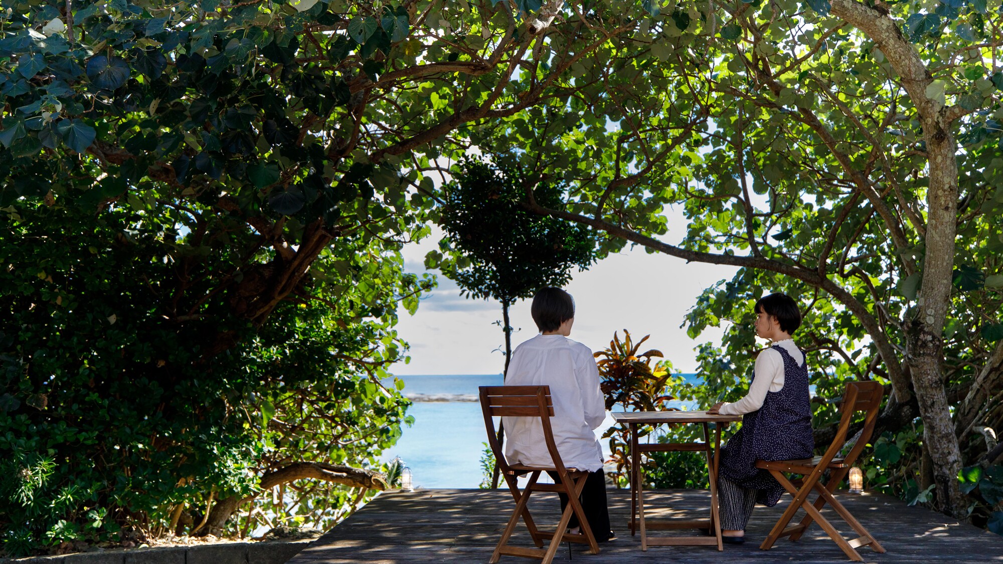 "Umi Miru Terrace Inn" terletak di sisi selatan Tokunoshima, di sepanjang pantai sebuah desa.