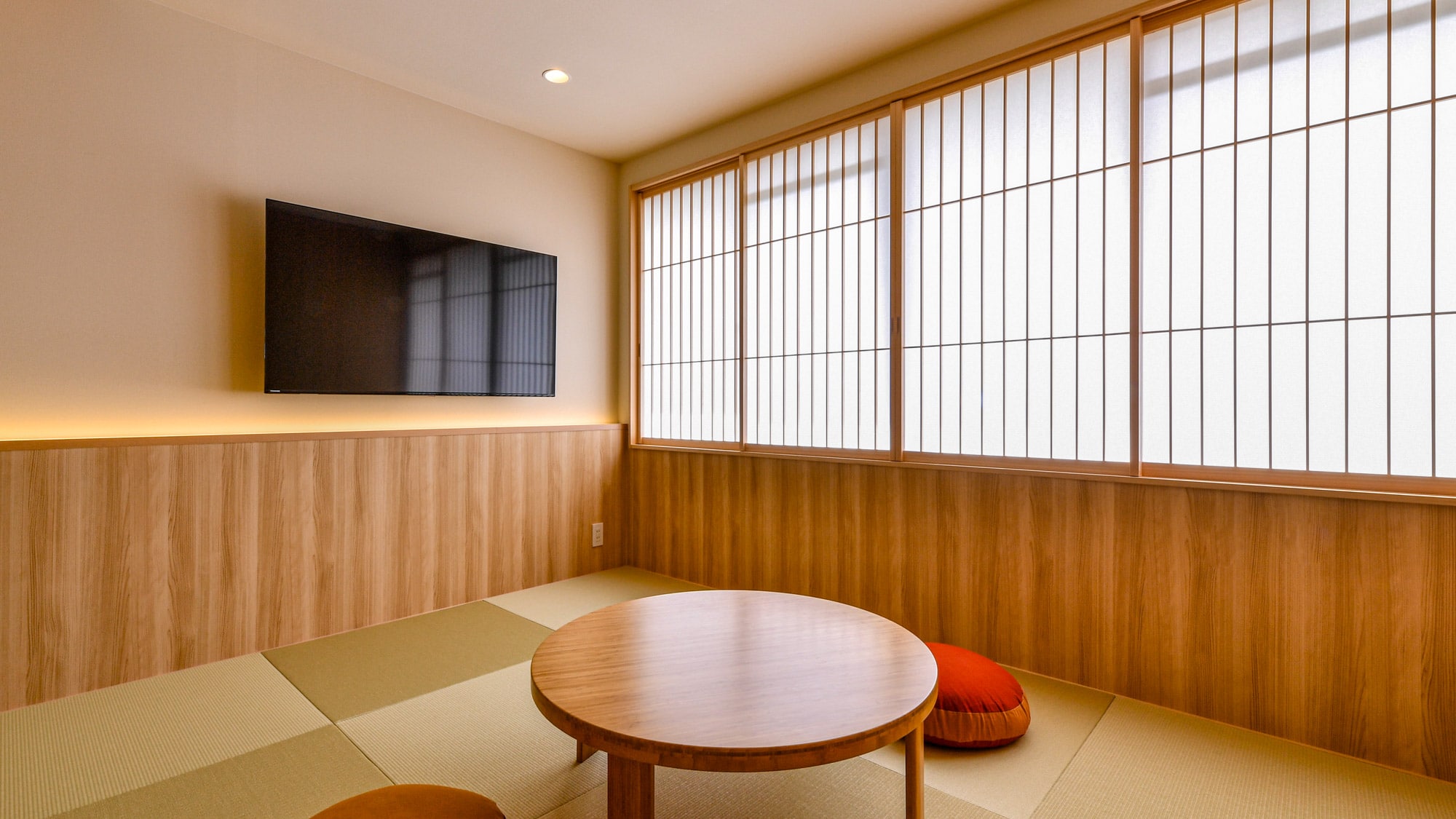 Japanese modern room with 2 single beds