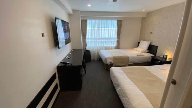 Twin Standard (Kura Design)