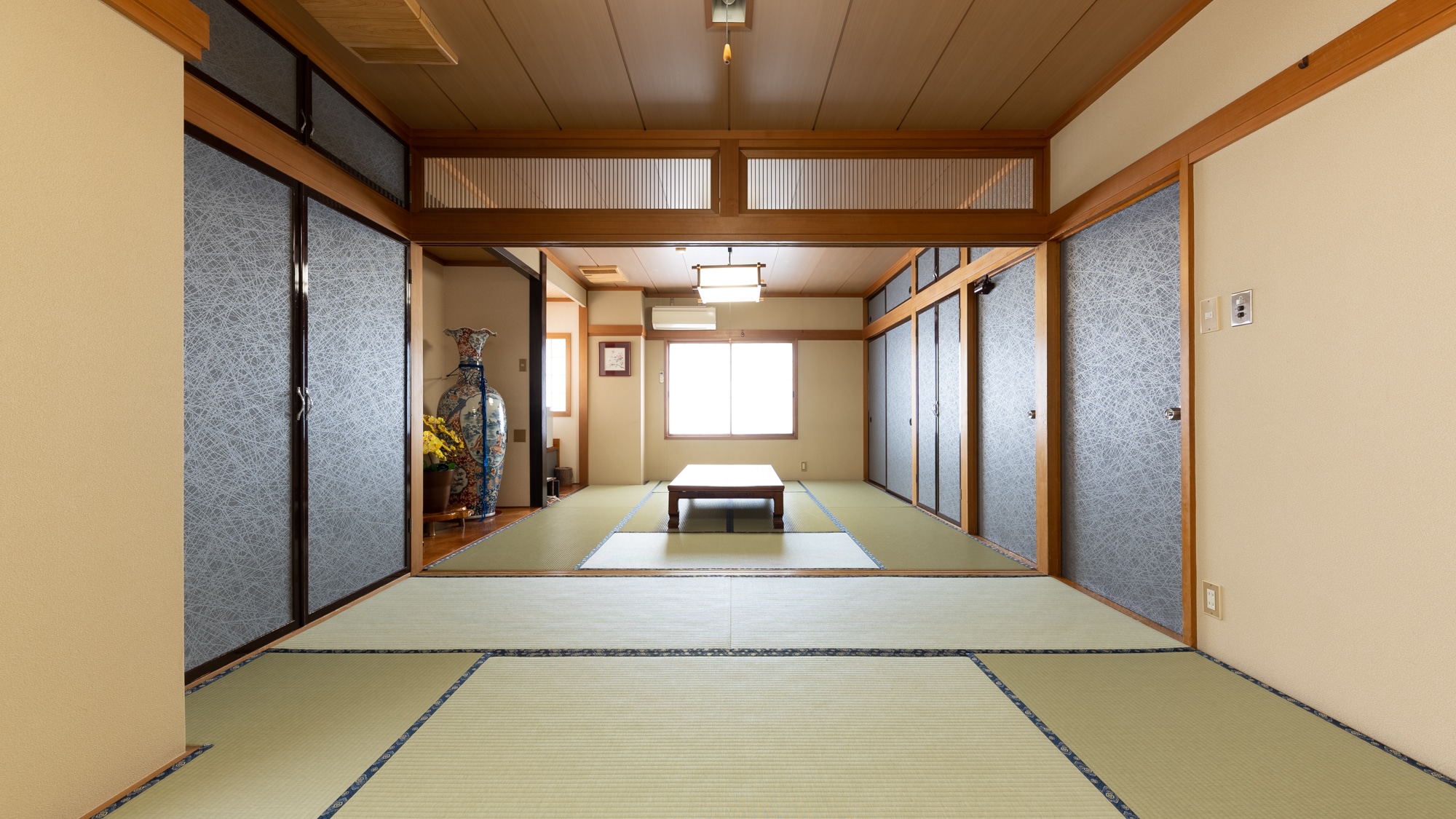Kamar [Kamar keluarga bergaya Jepang]