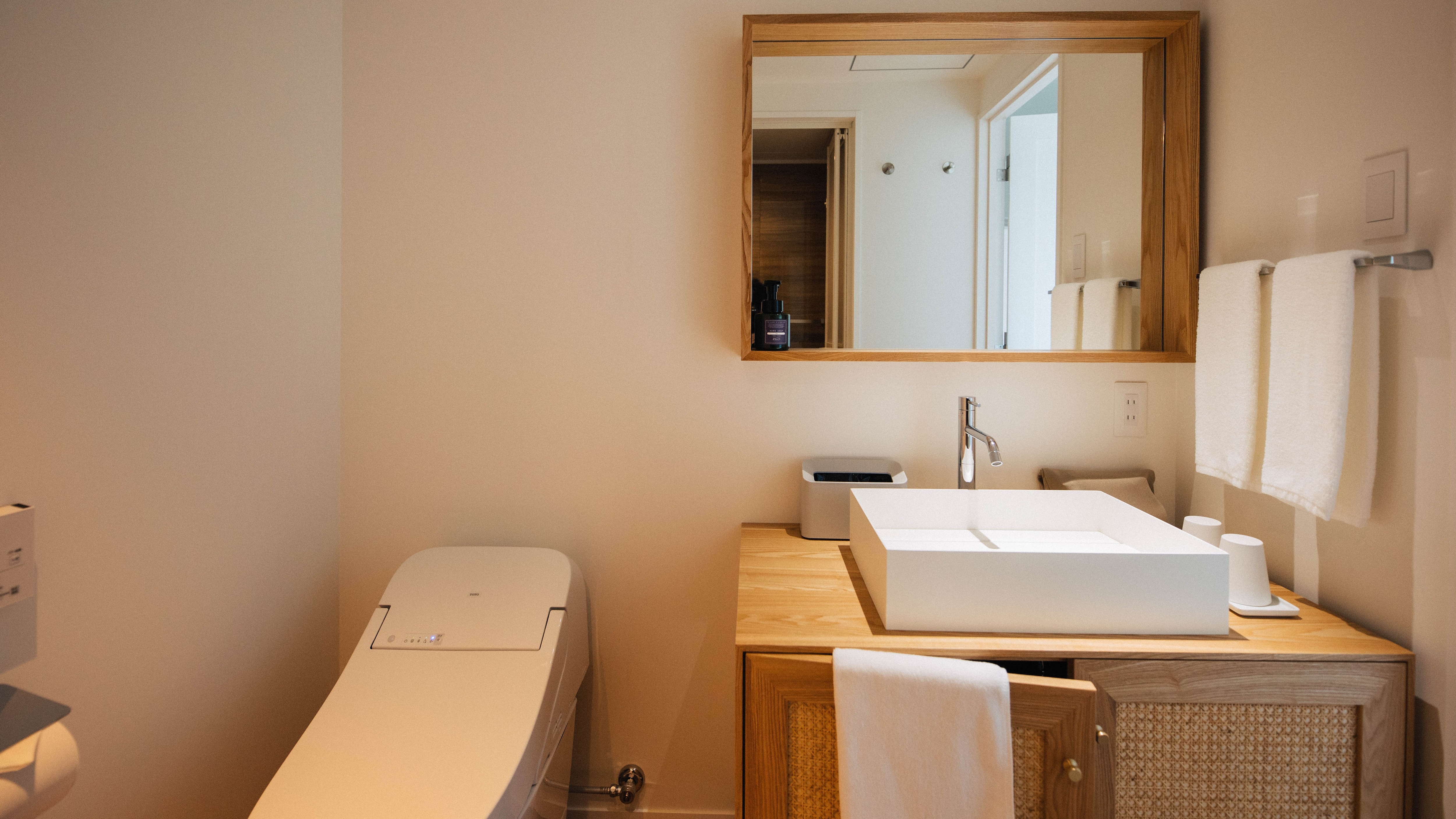 [Loft room] Washroom space