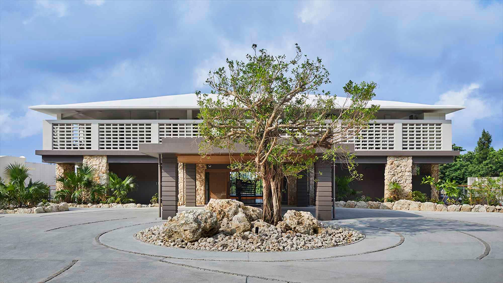 ◆ Reception and management building