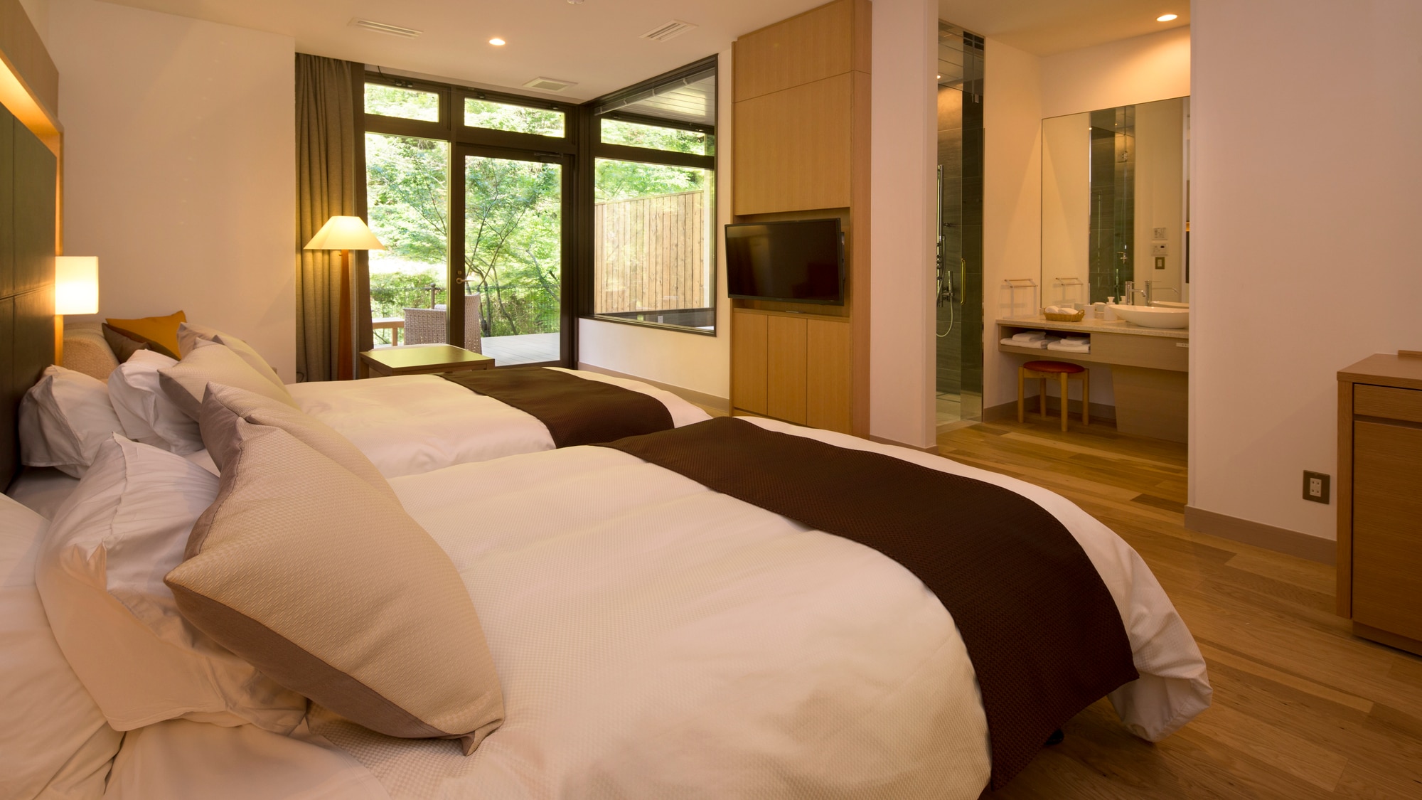 [1st floor] Felice (with deck) (river side landscape)