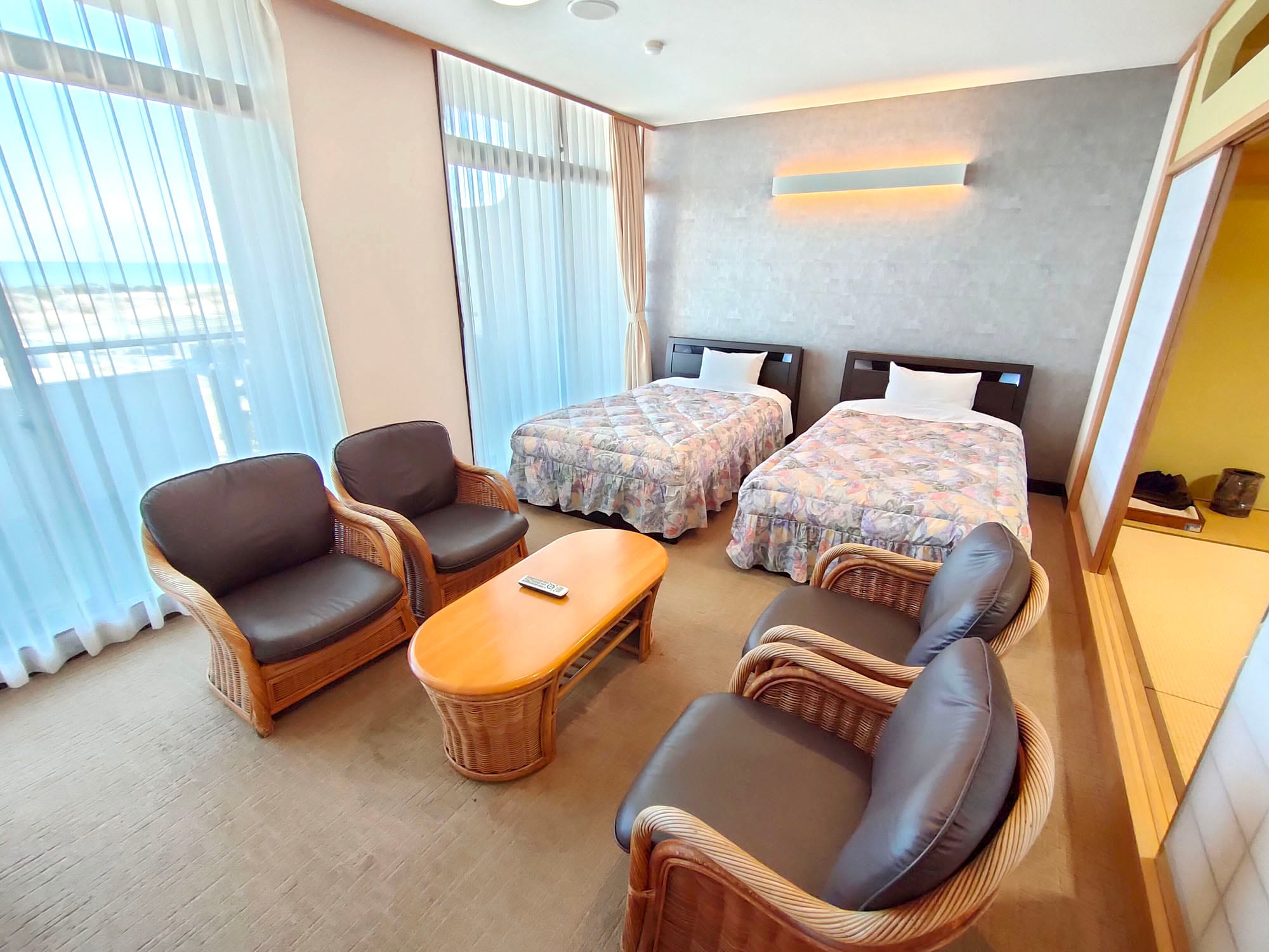 ห้องทวินสไตล์ญี่ปุ่น-ตะวันตก (ฝั่งมหาสมุทร) 01