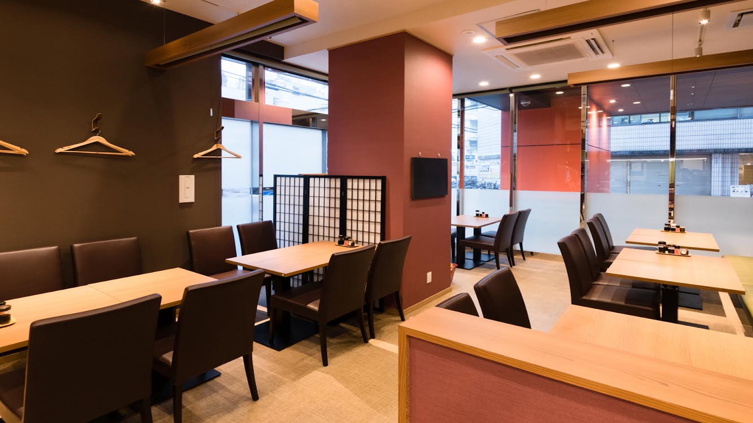 ร้านอาหารชั้น 1
