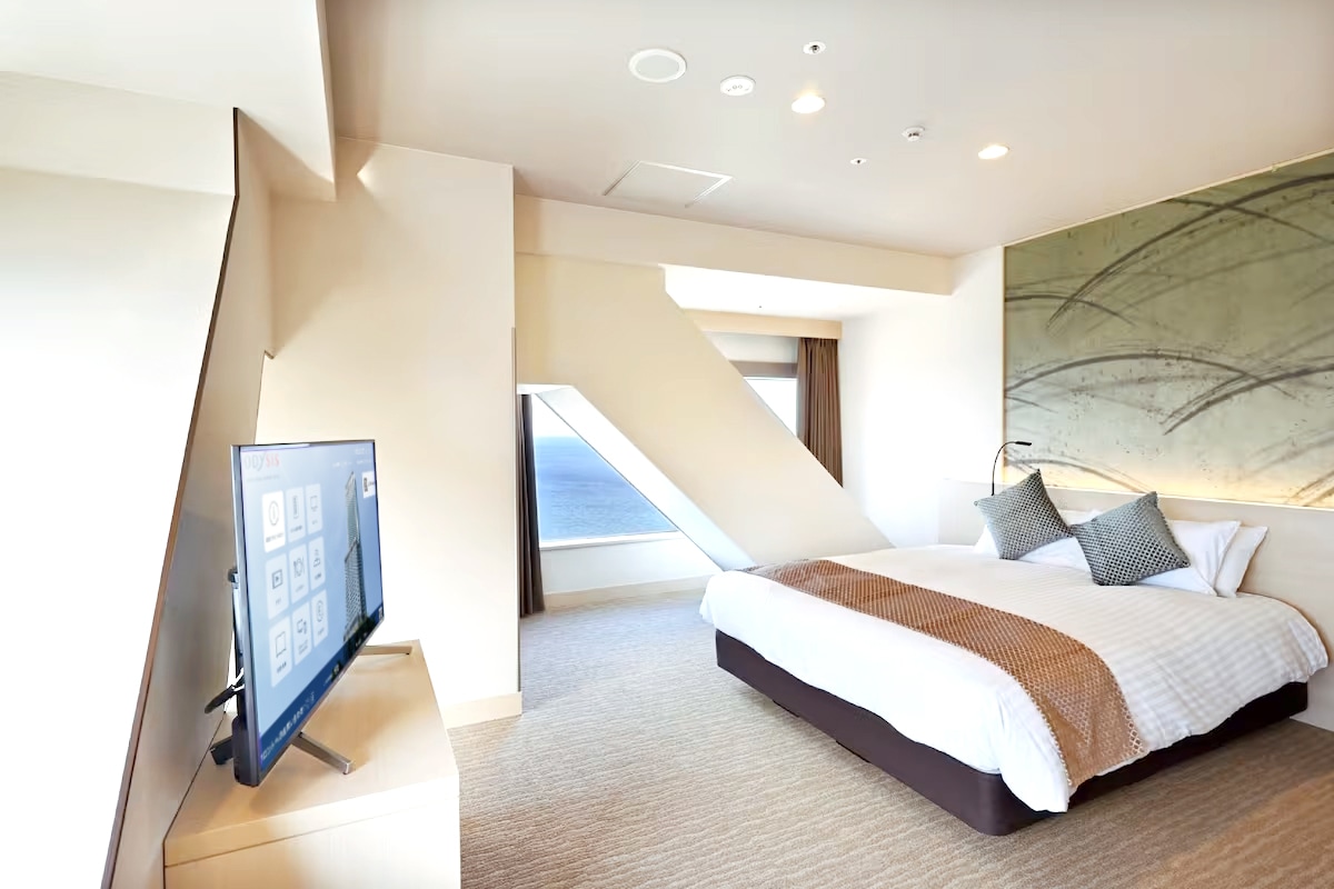 ห้องดีลักซ์หัวมุมเตียงคู่ - วิวอ่าว BN