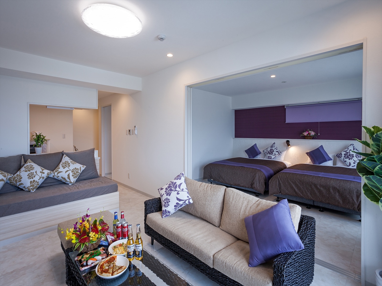[Sunrise Suite] [Top floor ocean view 54㎡, can accommodate 5 people] - Living room