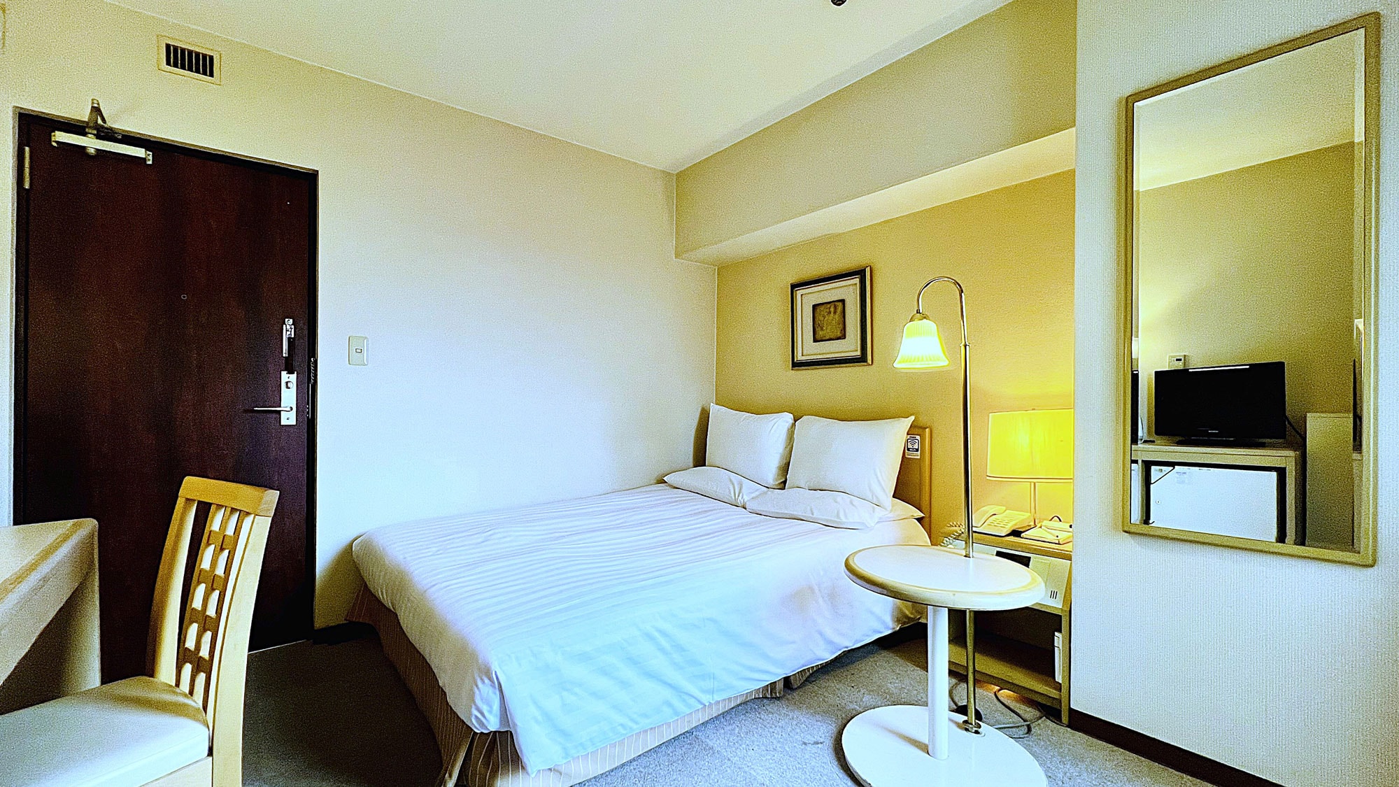 [Kamar Tamu: Kamar Ganda Standar untuk Perokok]