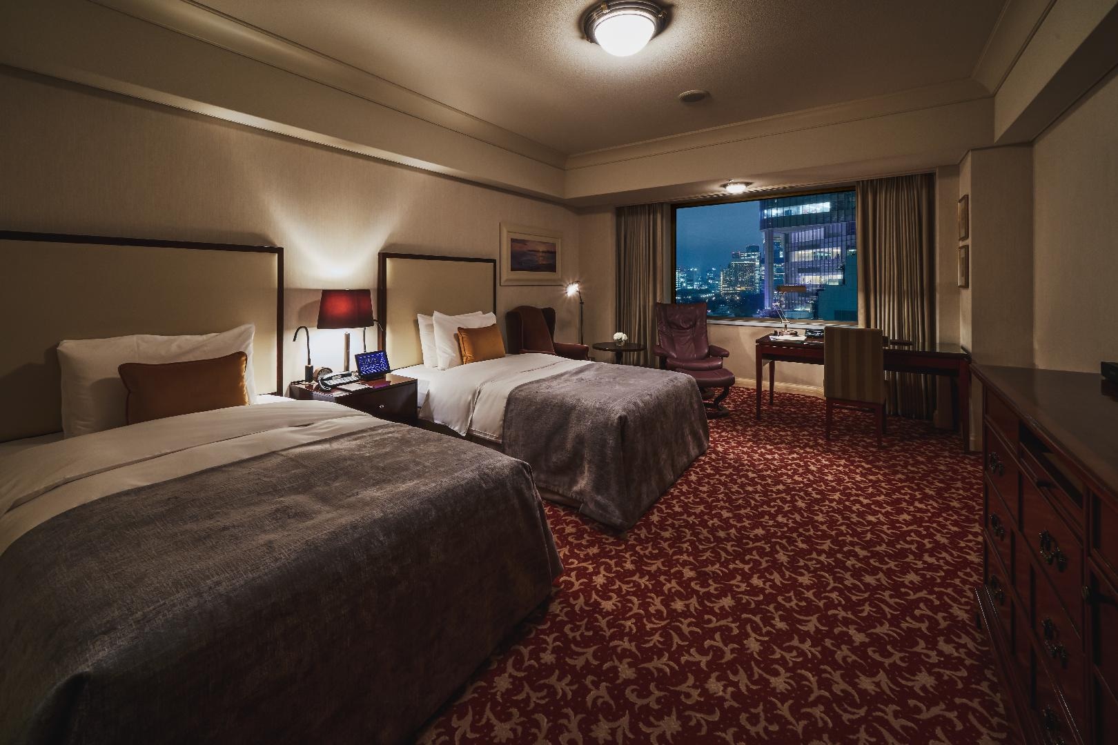 Imperial Floor Deluxe Twin R17 Night