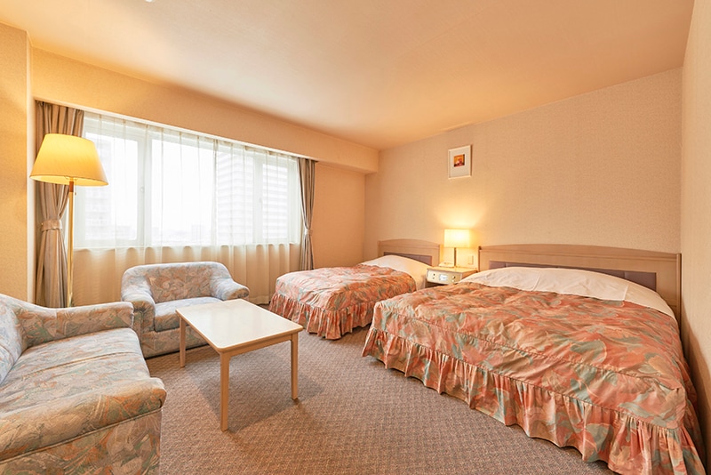 [Large twin room] 26㎡, 1 bed width 110cm and 1 bed width 160cm each.