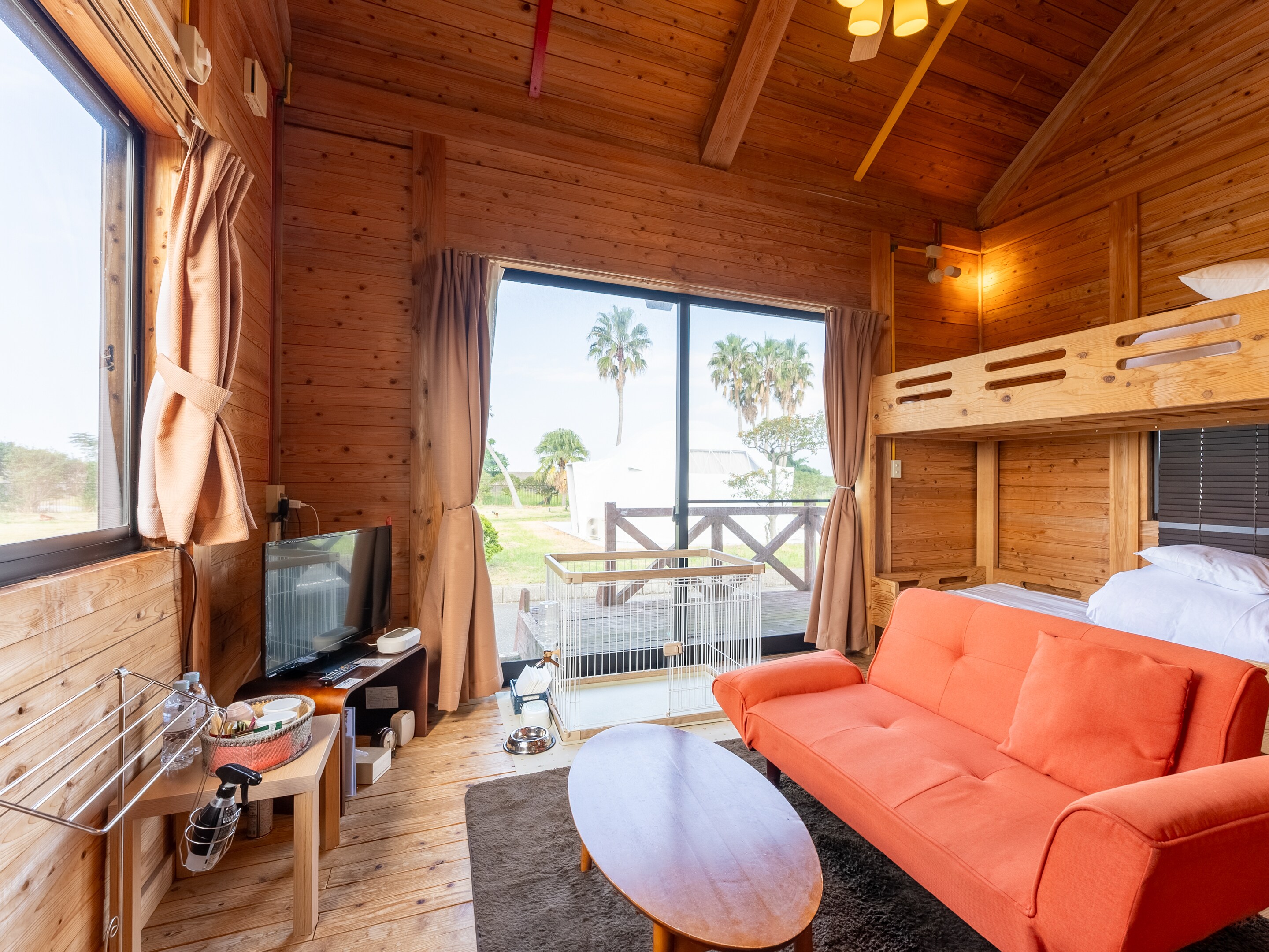 [อนุญาตให้นำสัตว์เลี้ยงเข้าพัก] ห้องคอทเทจ 20 ตร.ม. (พร้อมห้องใต้หลังคา)