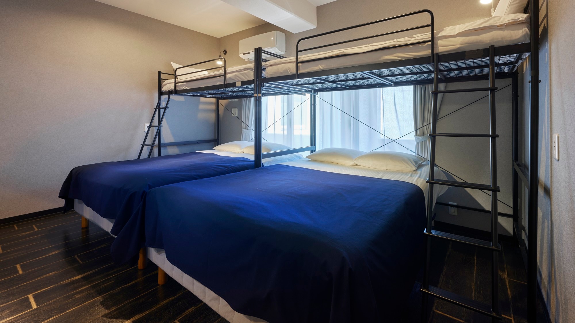 Superior Family Loft Bedroom (B)