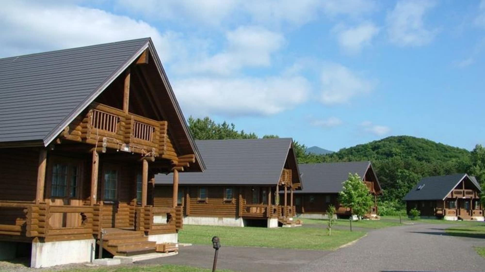 ★Exterior view of the cottages