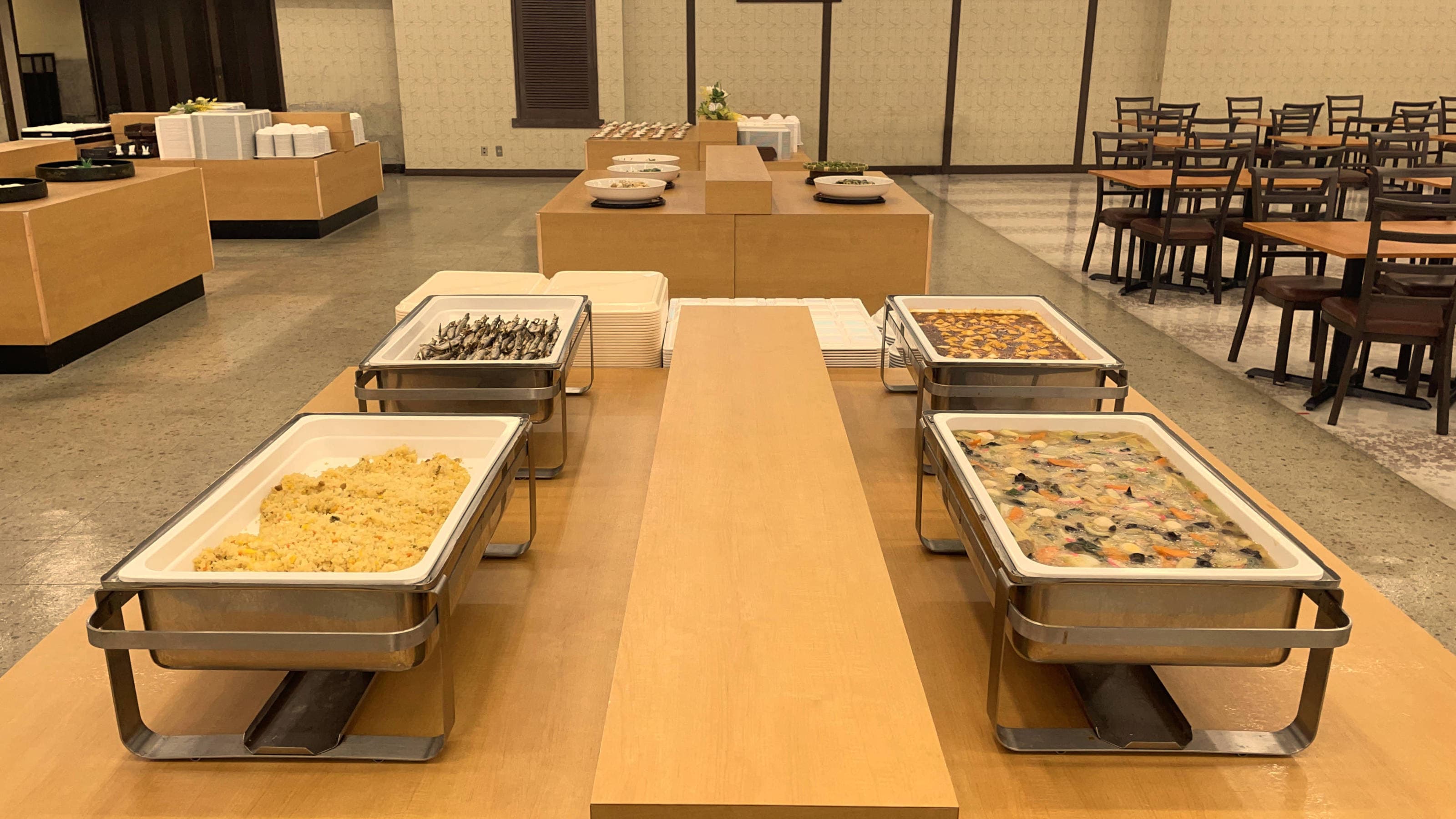 An example of a dinner buffet