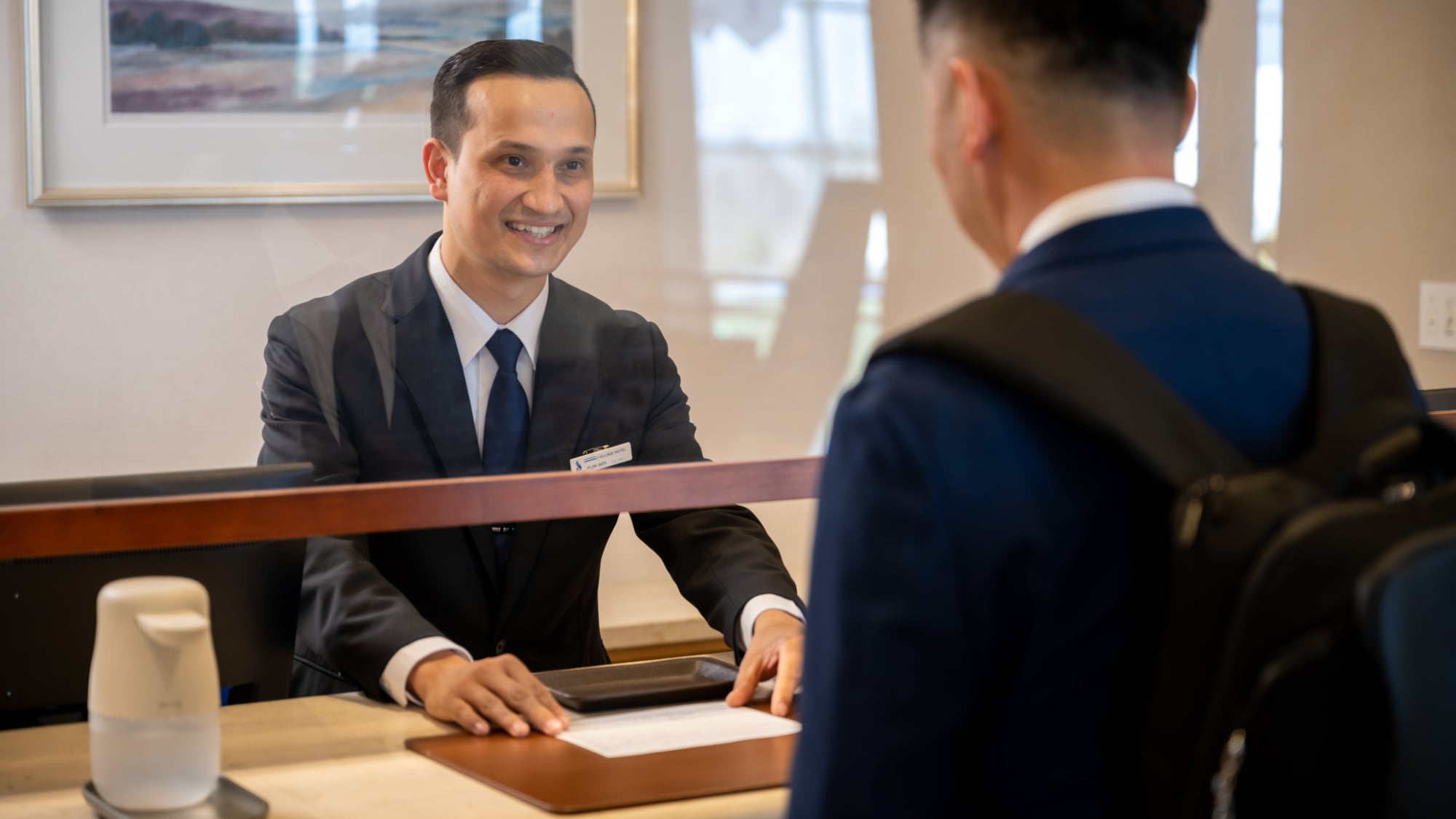 <Front desk> Check-in