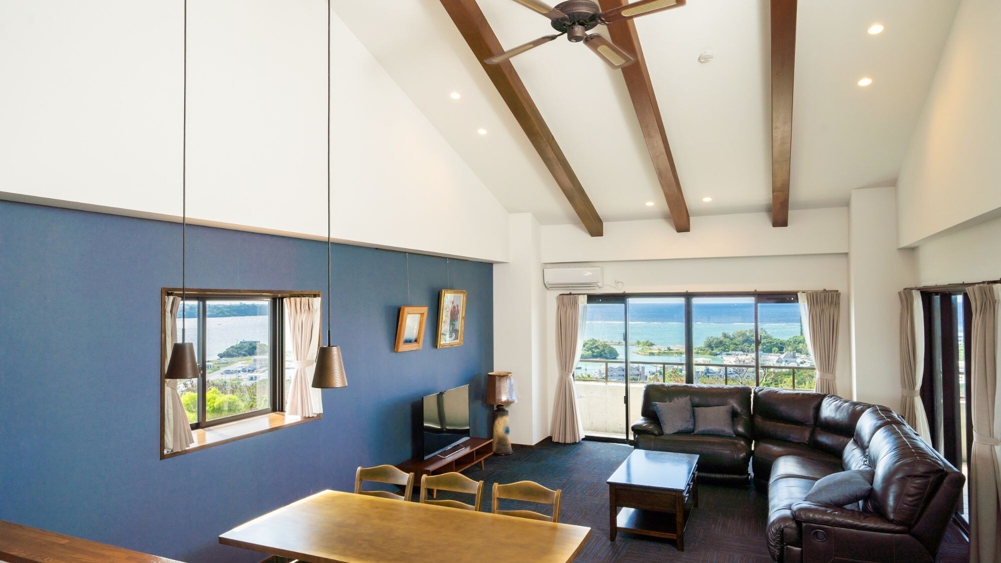 【3F-바람-Wind-】바다를 바라보는 최상층 스위트로, 호화로운 한때를.