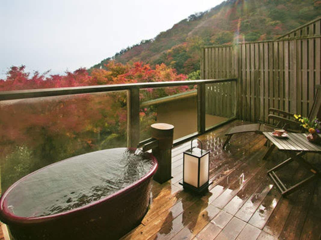 [Spring Kasumi / Dark Green / Autumn] 12.5 tatami mats + 2 tatami mats + open-air bath