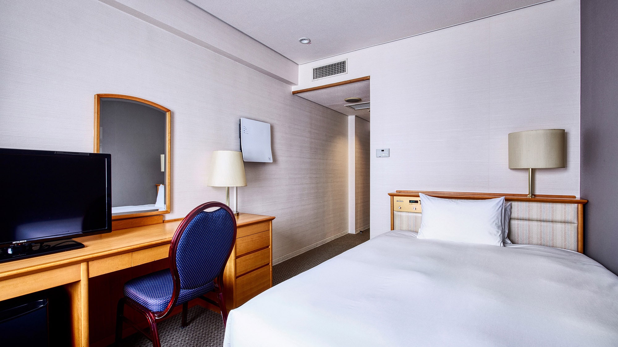 The perfect size for a business stay. ｜Superior Double