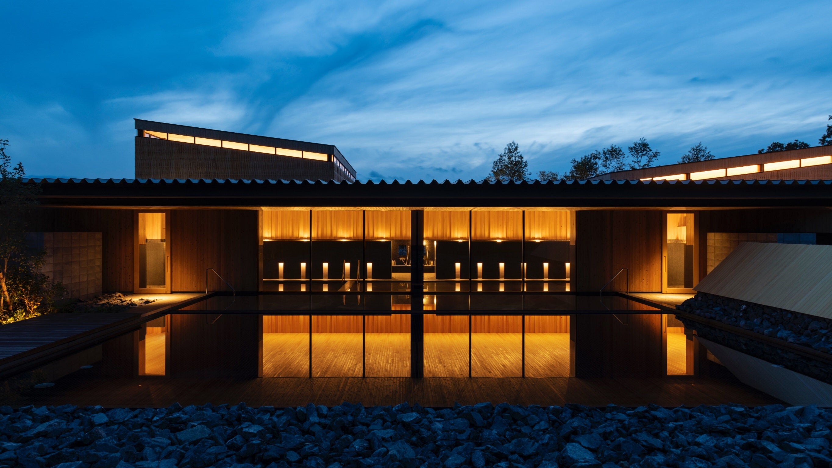 Hot spring facility "Honshoyu"
