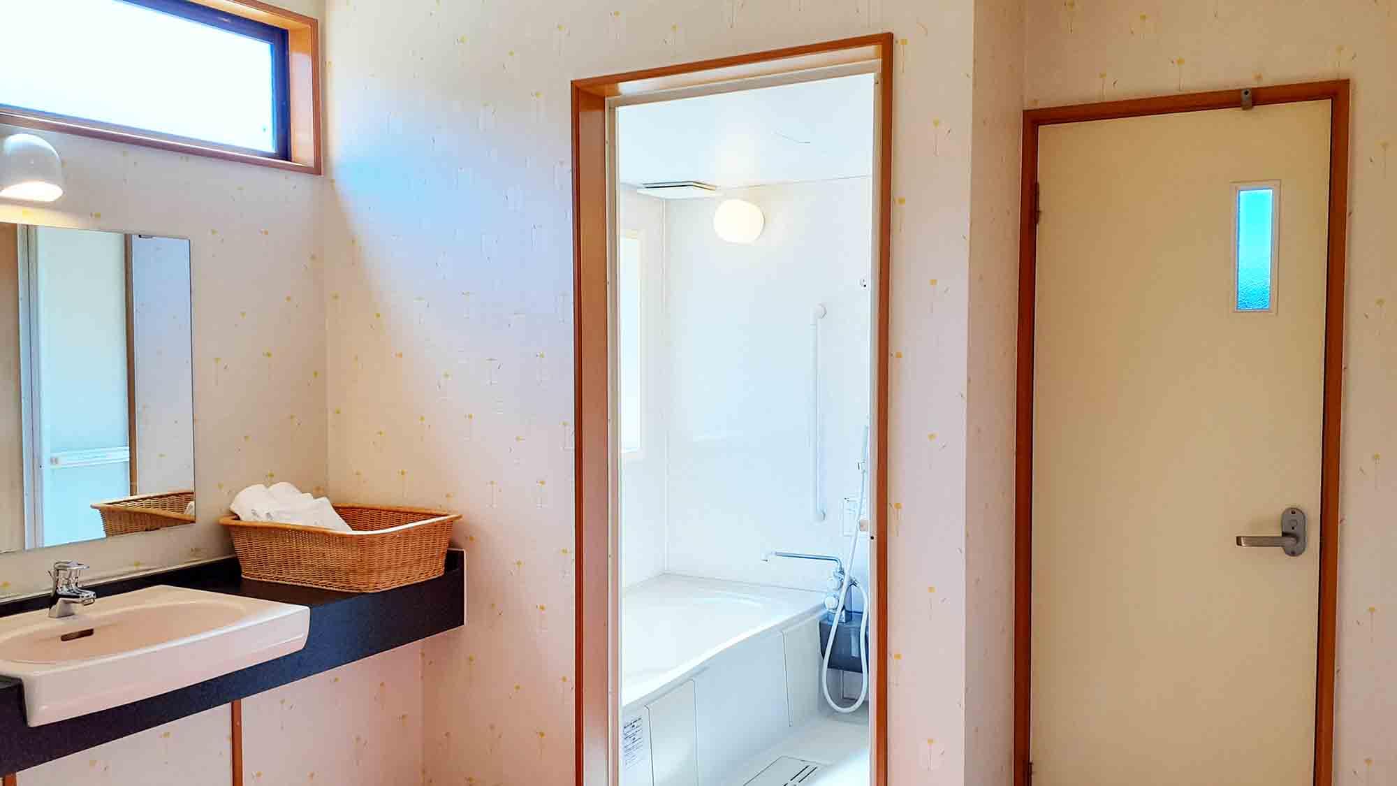 ・＜Kamar tambahan/kamar bergaya Jepang＞Kamar mandi dan toilet terpisah