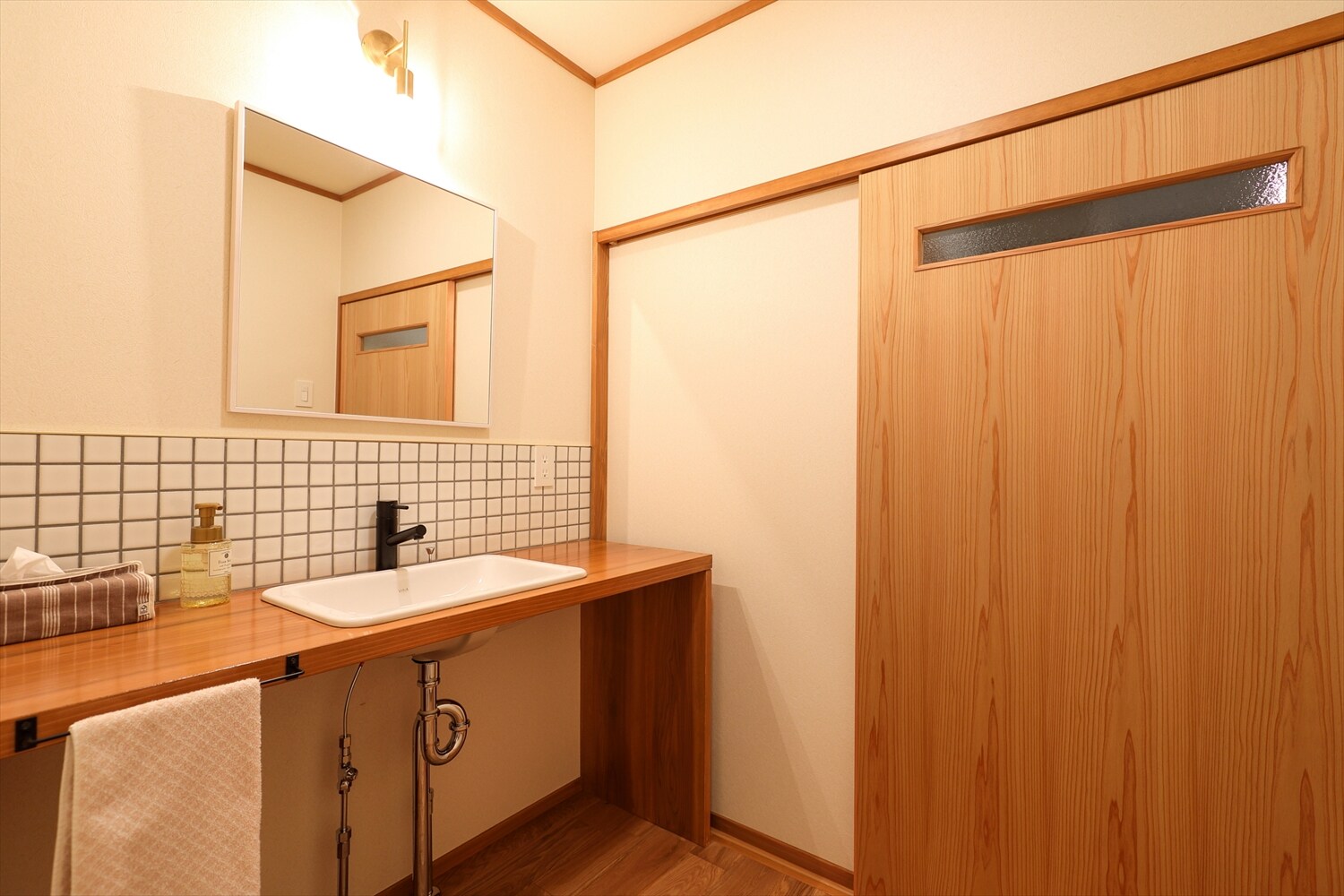 Katsura Room 14 tatami mats + 10 tatami mats (with toilet and shower room)