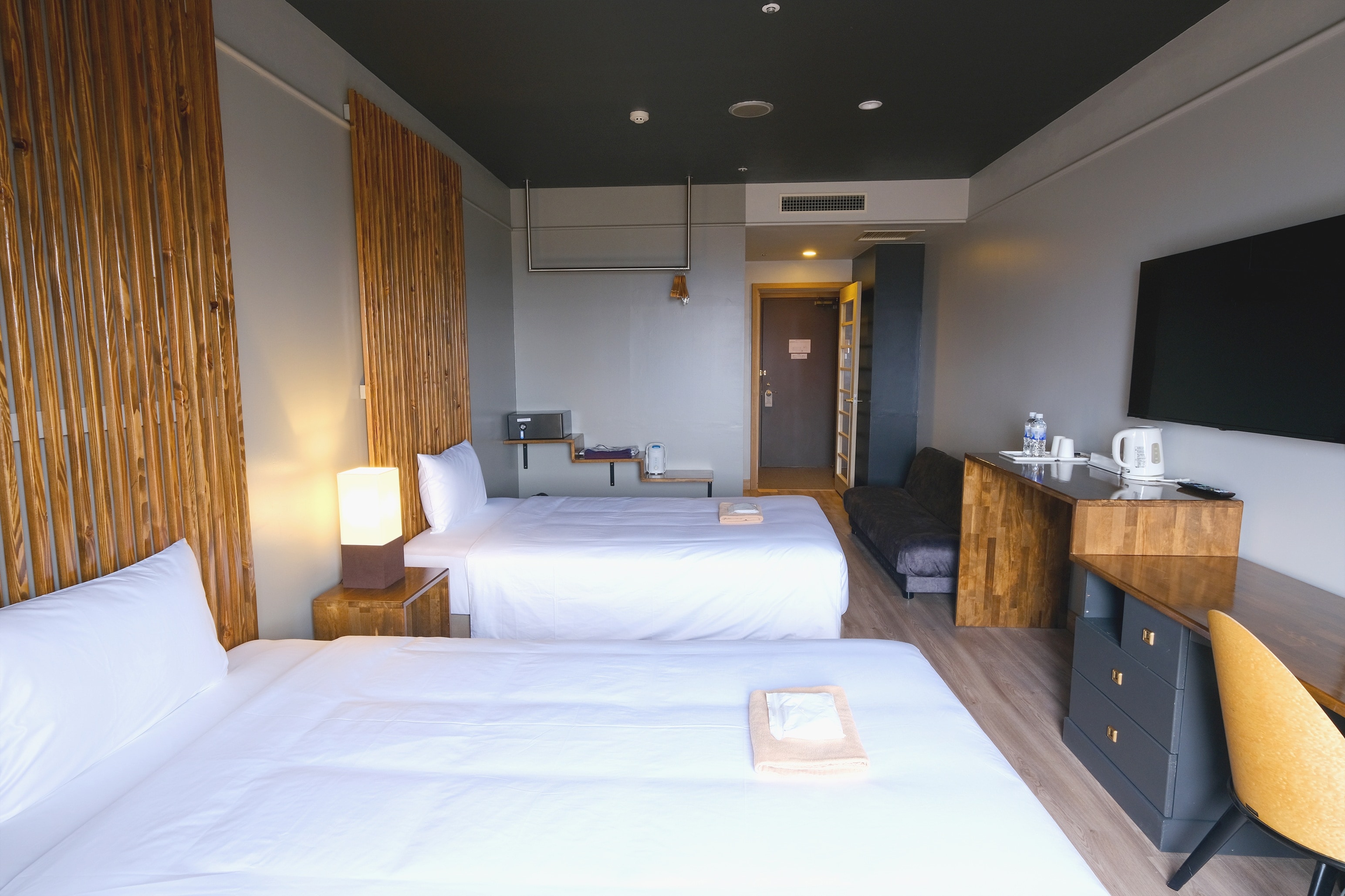 Premium Deluxe Twin 6