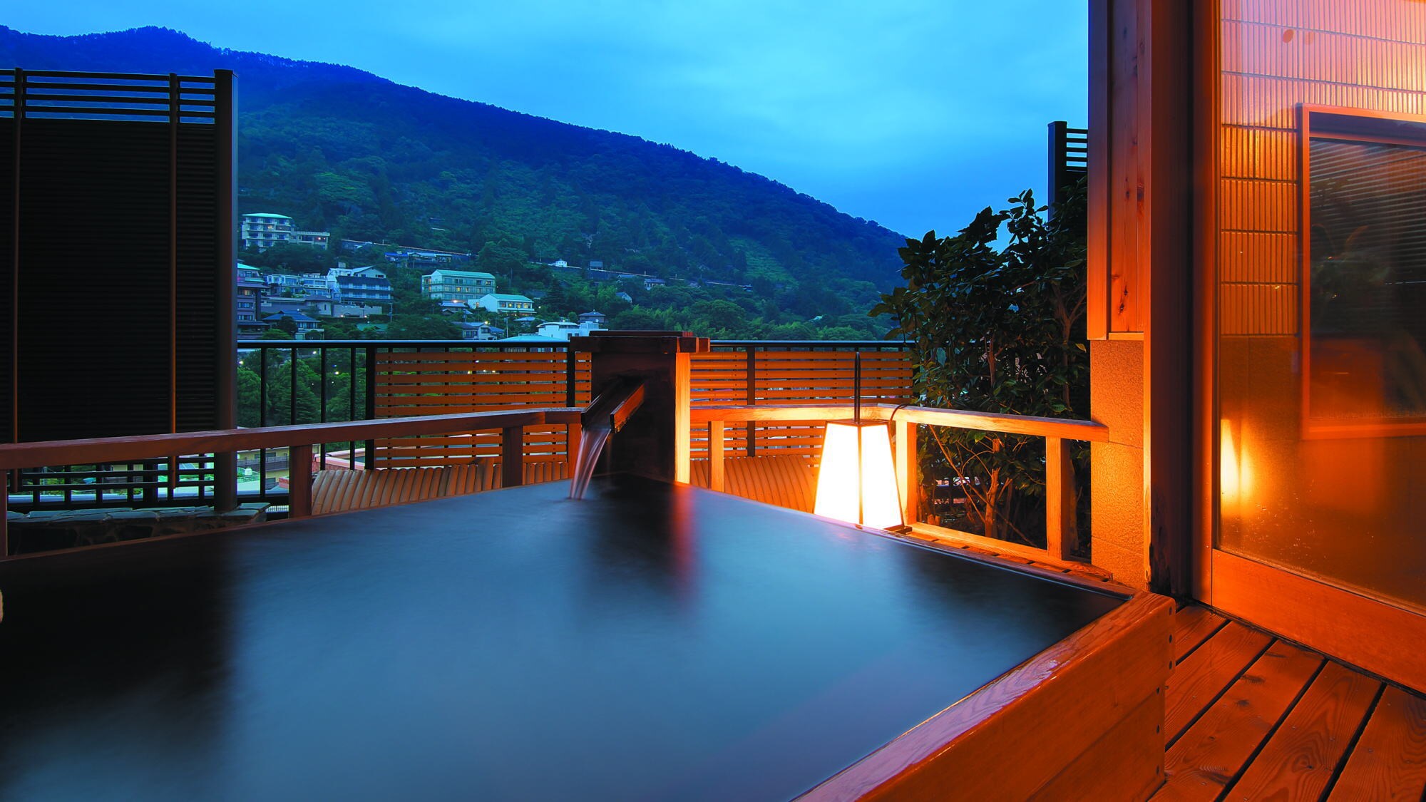 A private bath that can be enjoyed by families, couples, or even by yourself (2,200 yen/45 minutes)